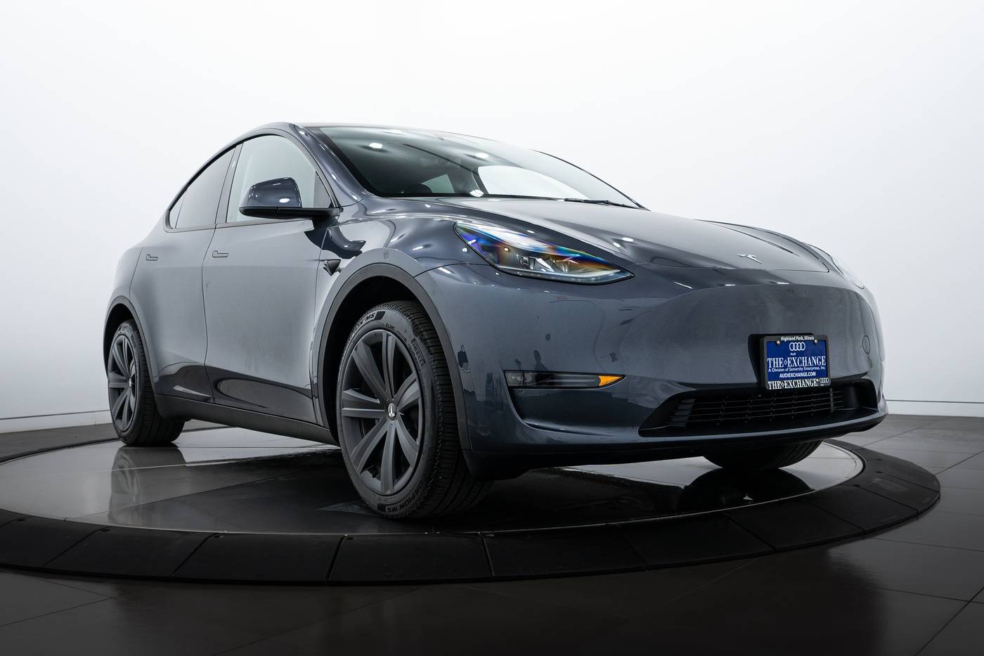 2023 Tesla Model Y Long Range — SUV — 13,646 mi — Highland Park, IL
