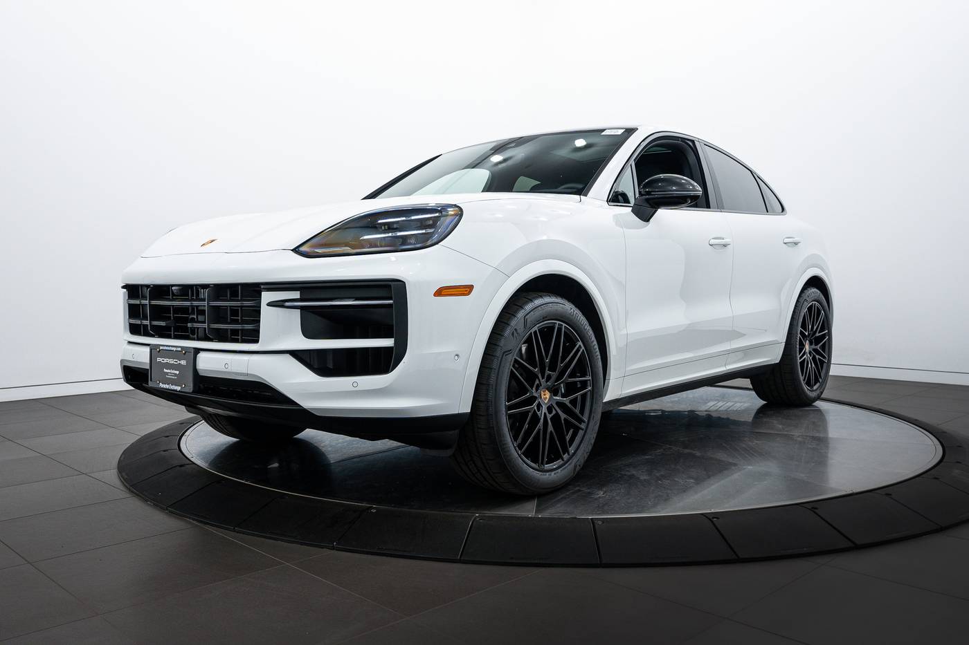 2025 Porsche Cayenne Standard — SUV — 3,842 mi — Highland Park, IL