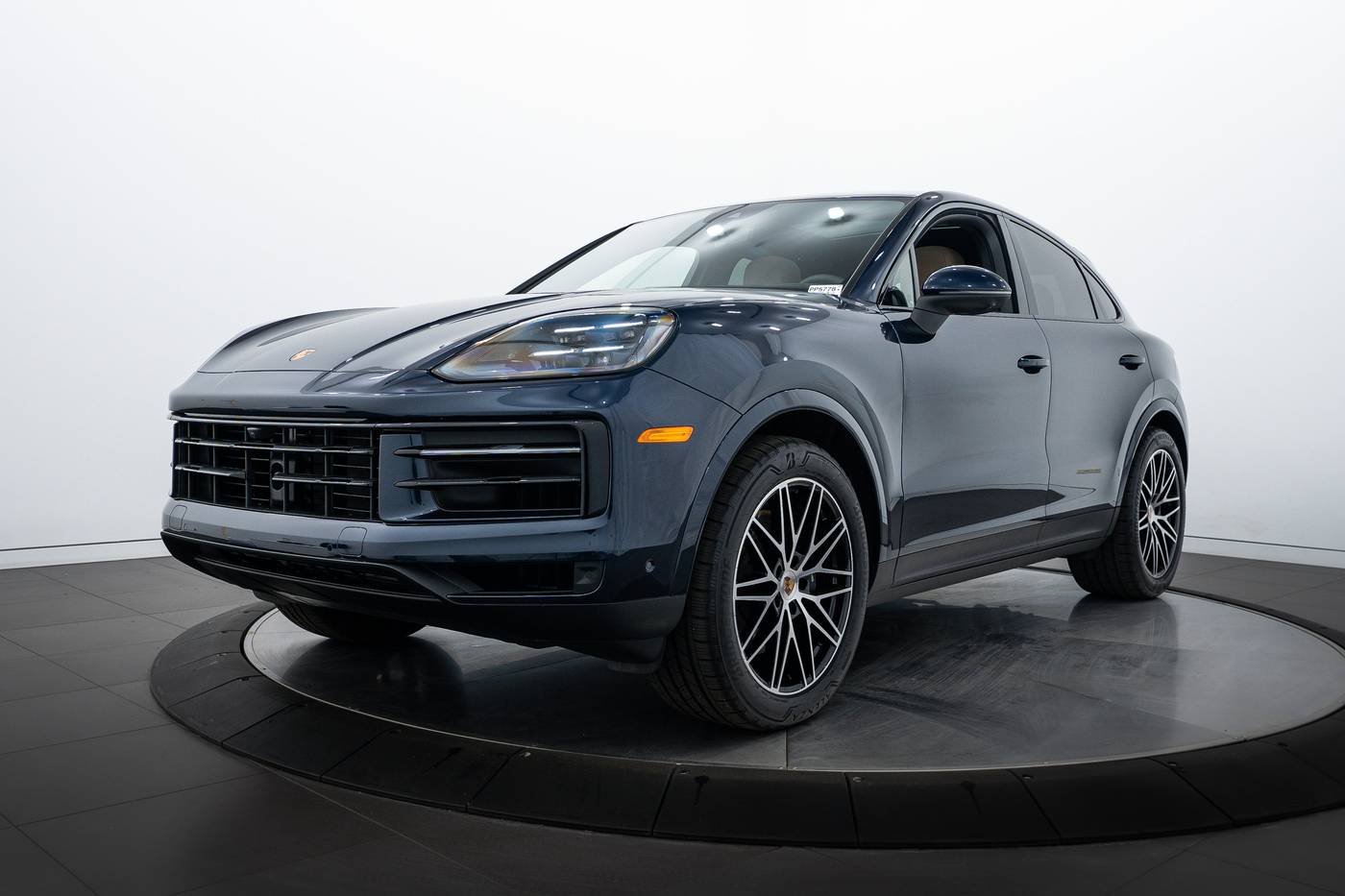 2025 Porsche Cayenne Cayenne — SUV — 3,663 mi — Highland Park, IL