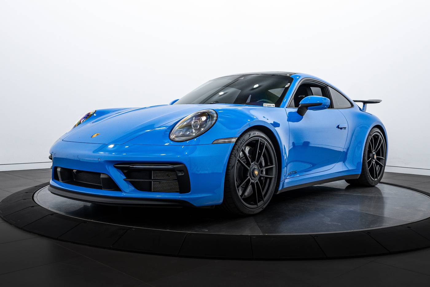 2023 Porsche 911 Carrera GTS — Coupe — 8,446 mi — Highland Park, IL