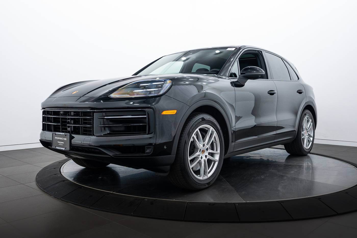 2025 Porsche Cayenne Standard — SUV — 3,898 mi — Highland Park, IL