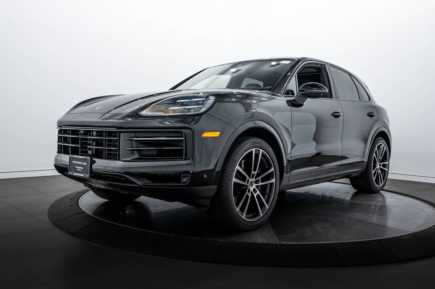 2025 Porsche Cayenne Standard — SUV — 3,327 mi — Highland Park, IL