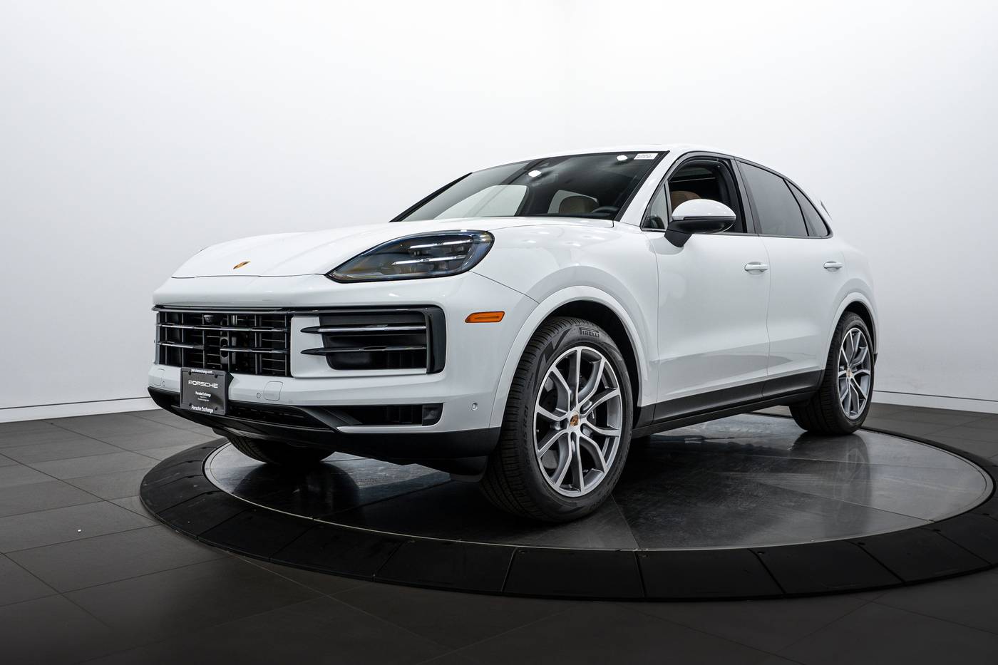 2025 Porsche Cayenne Cayenne — SUV — 5,084 mi — Highland Park, IL