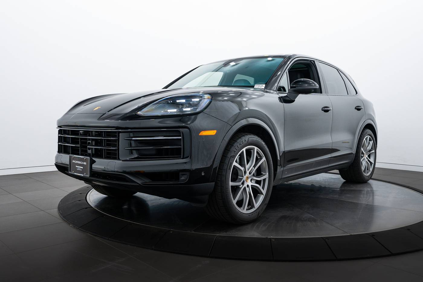 2024 Porsche Cayenne Standard — SUV — 7,262 mi — Highland Park, IL