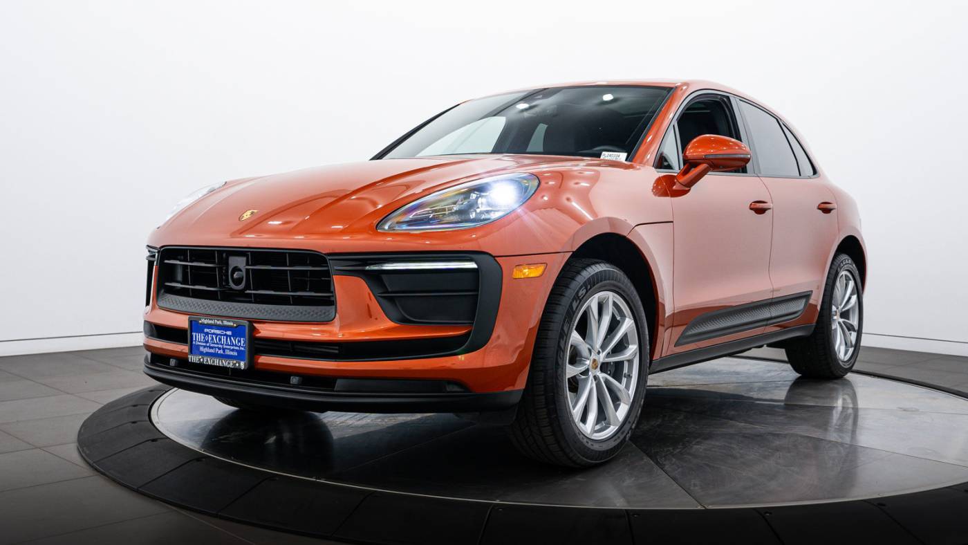 2024 Porsche Macan Standard — SUV — 4,310 mi — Highland Park, IL