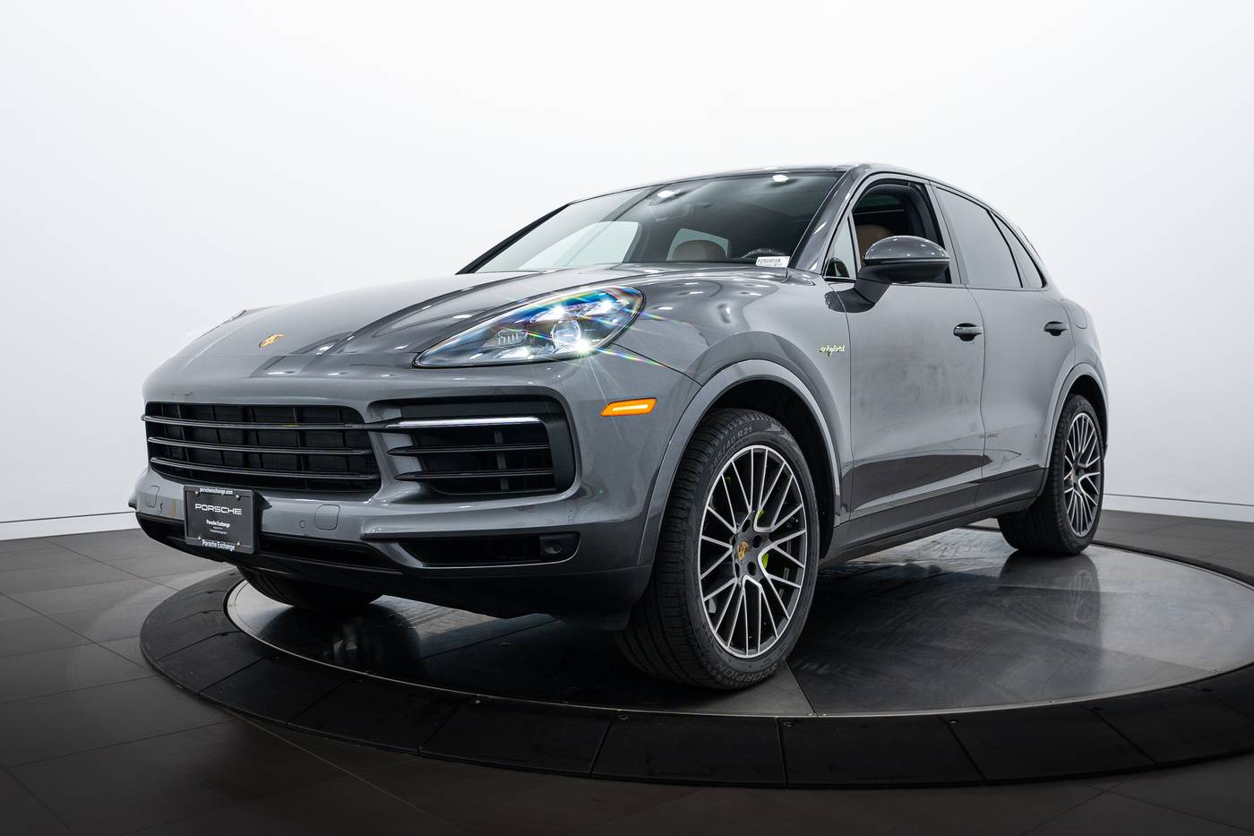 2019 Porsche Cayenne E-Hybrid — SUV — 23,802 mi — Highland Park, IL