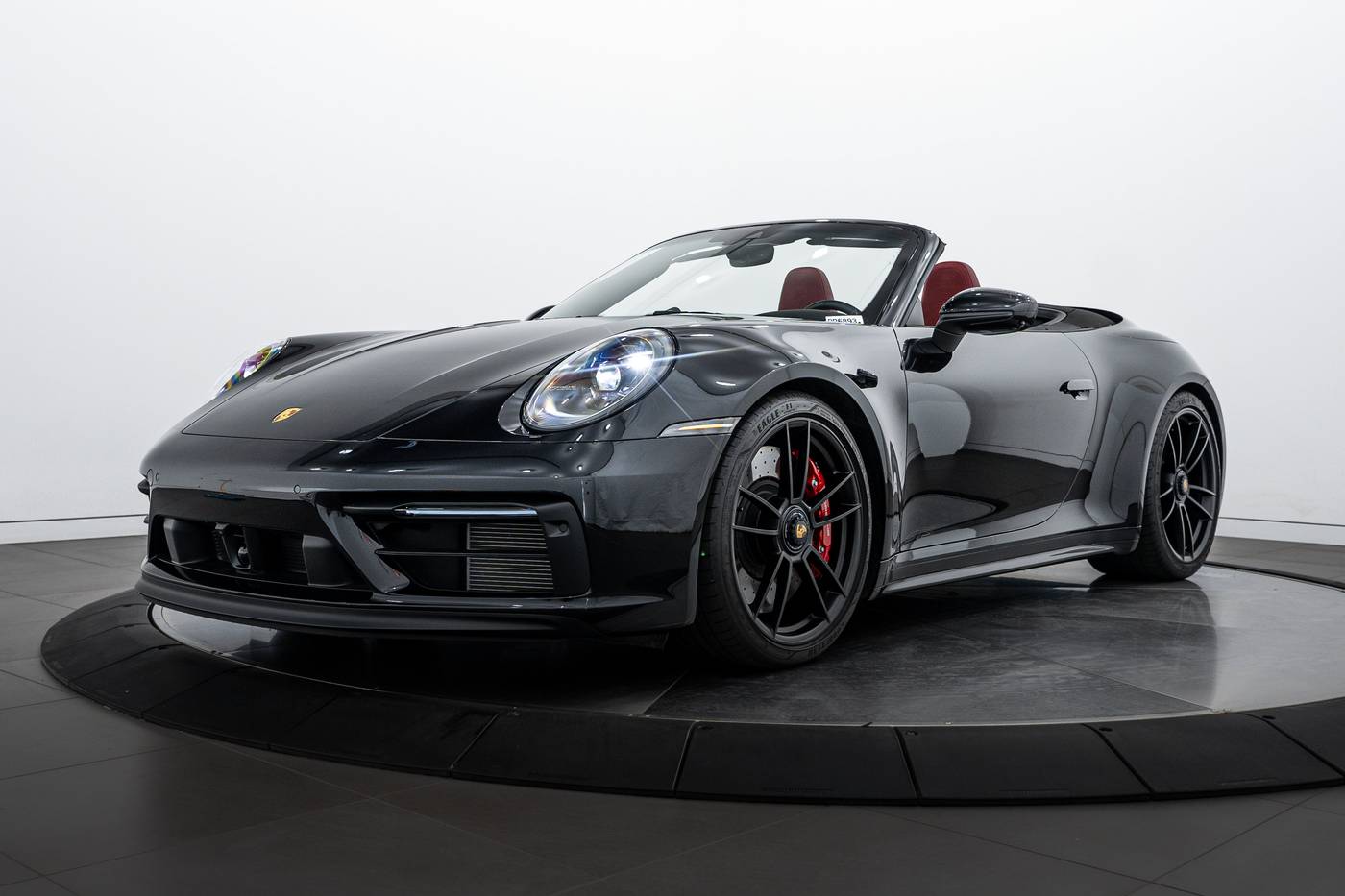2023 Porsche 911 Carrera GTS — Convertible — 2,247 mi — Highland Park, IL