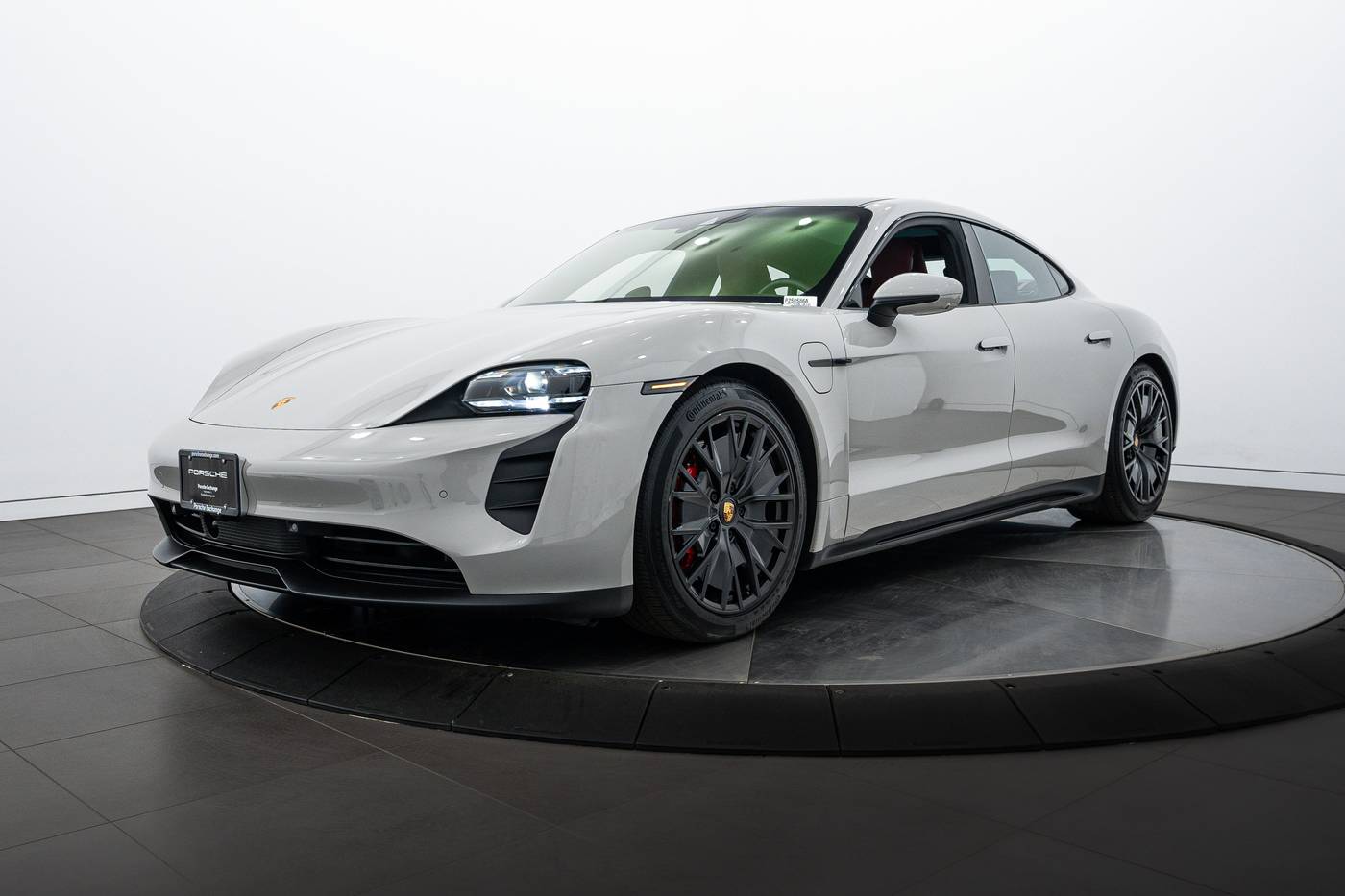2023 Porsche Taycan GTS — Sedan — 10,906 mi — Highland Park, IL