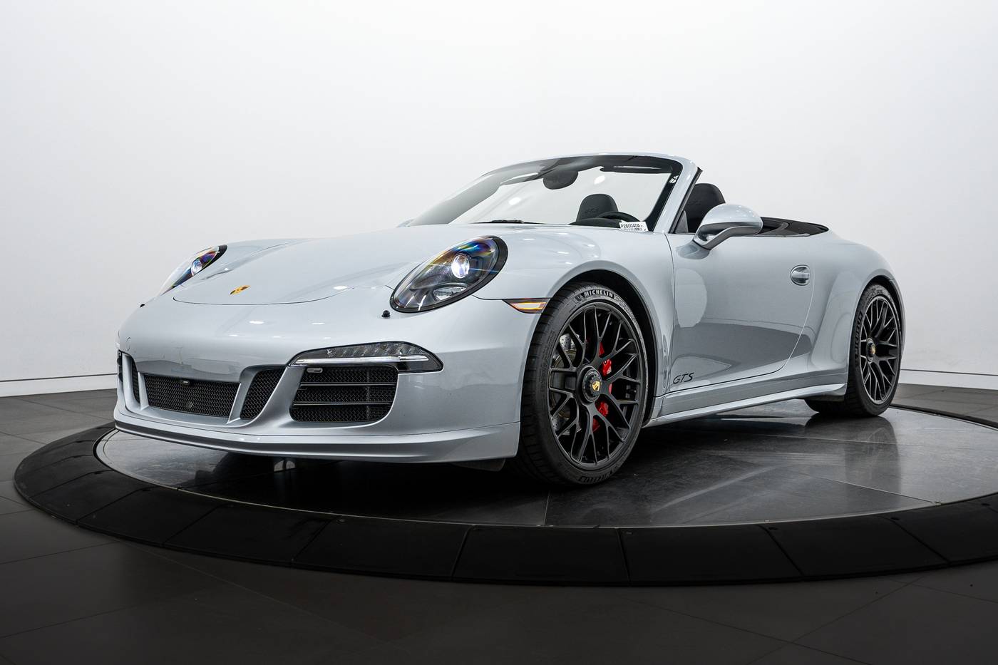 2015 Porsche 911 Carrera 4 GTS — Convertible — 18,769 mi — Highland Park, IL
