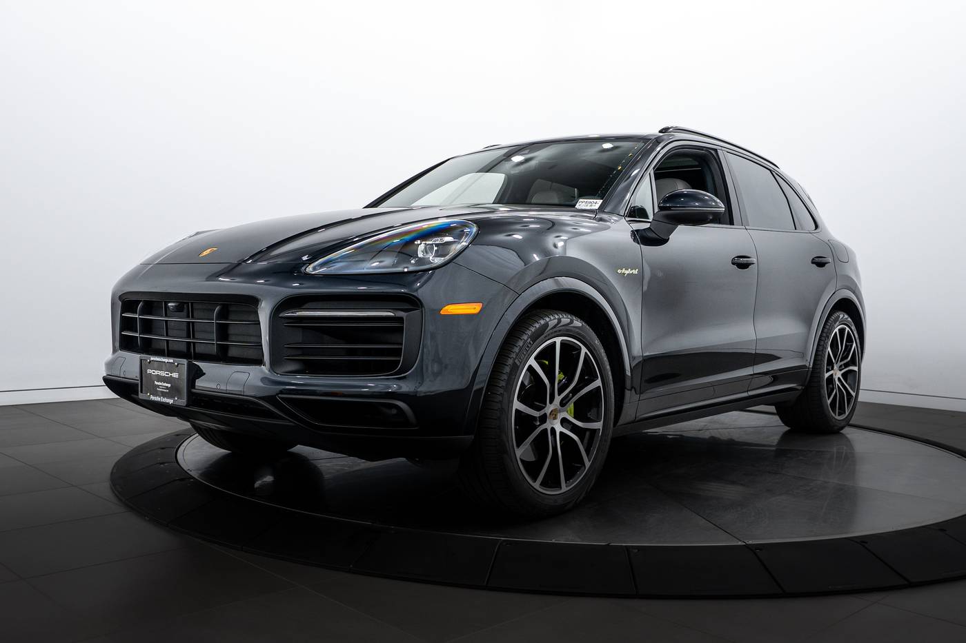 2023 Porsche Cayenne E-Hybrid — SUV — 23,819 mi — Highland Park, IL