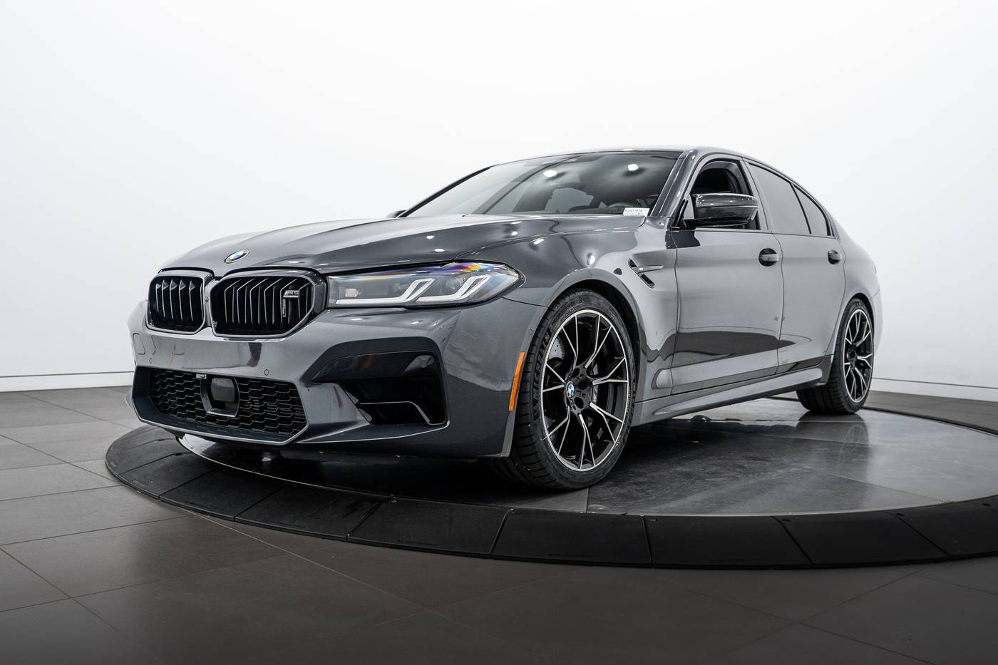2021 BMW M5 Standard — Sedan — 40,830 mi — Highland Park, IL