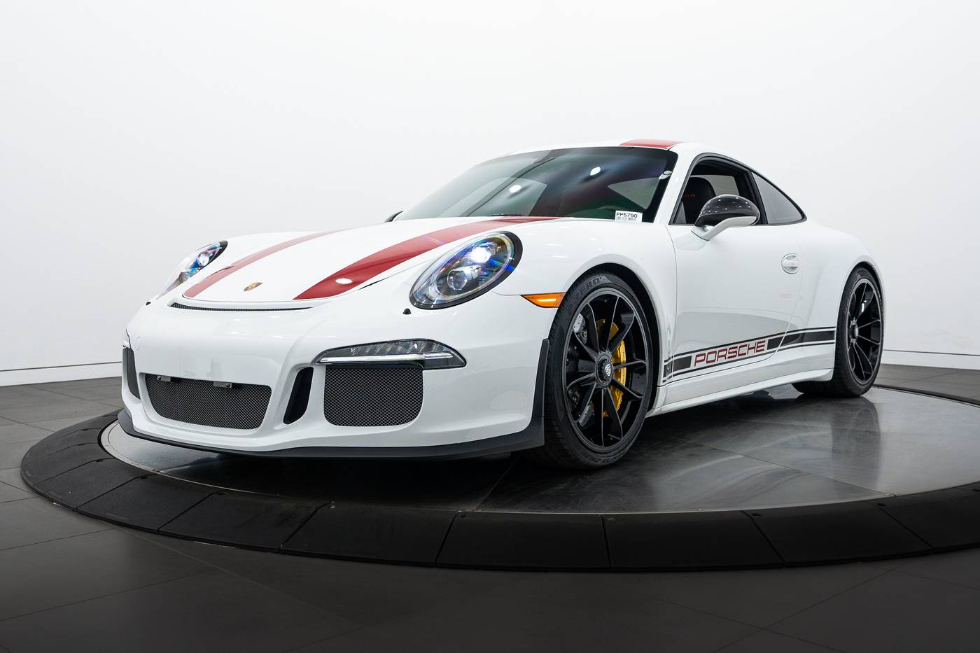 2016 Porsche 911 R — Coupe — 191 mi — Highland Park, IL