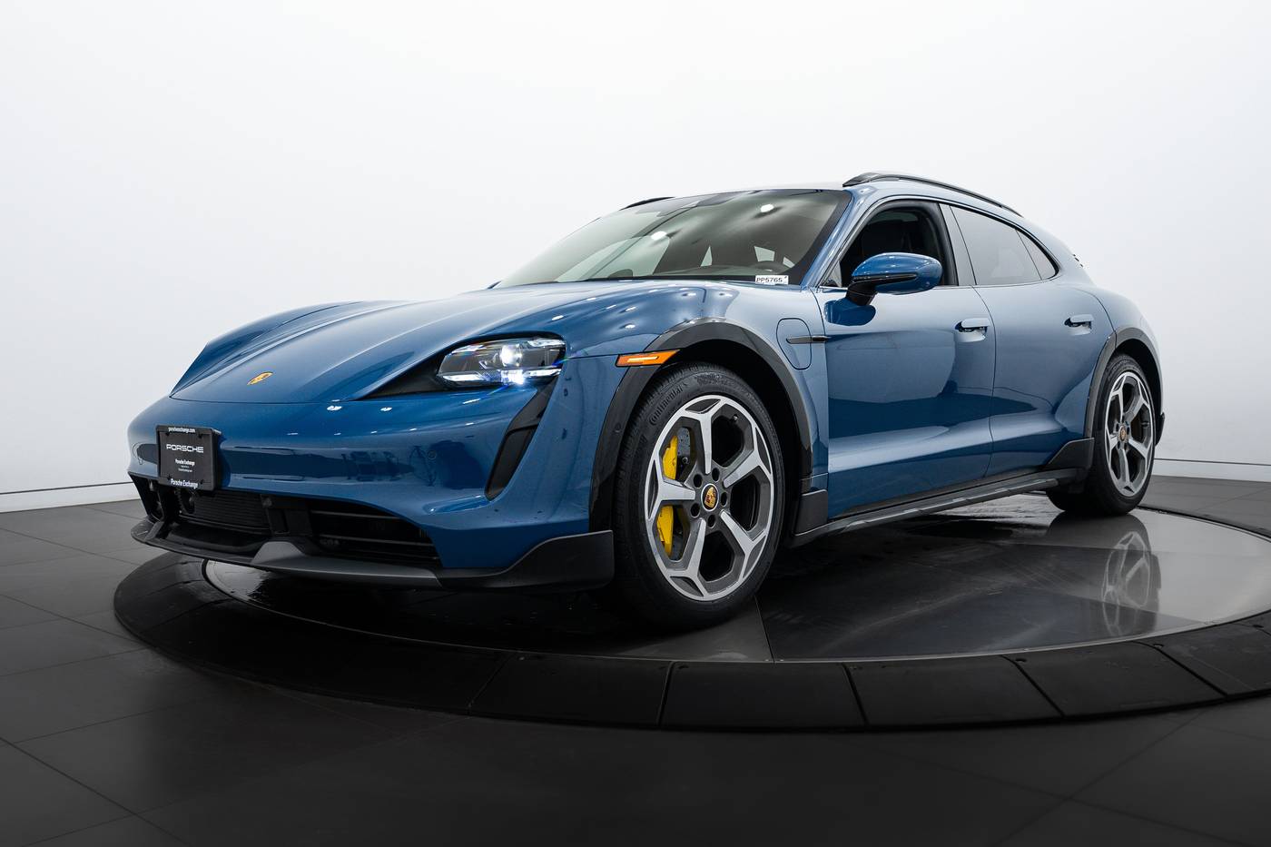 2023 Porsche Taycan Turbo S — Wagon — 8,559 mi — Highland Park, IL
