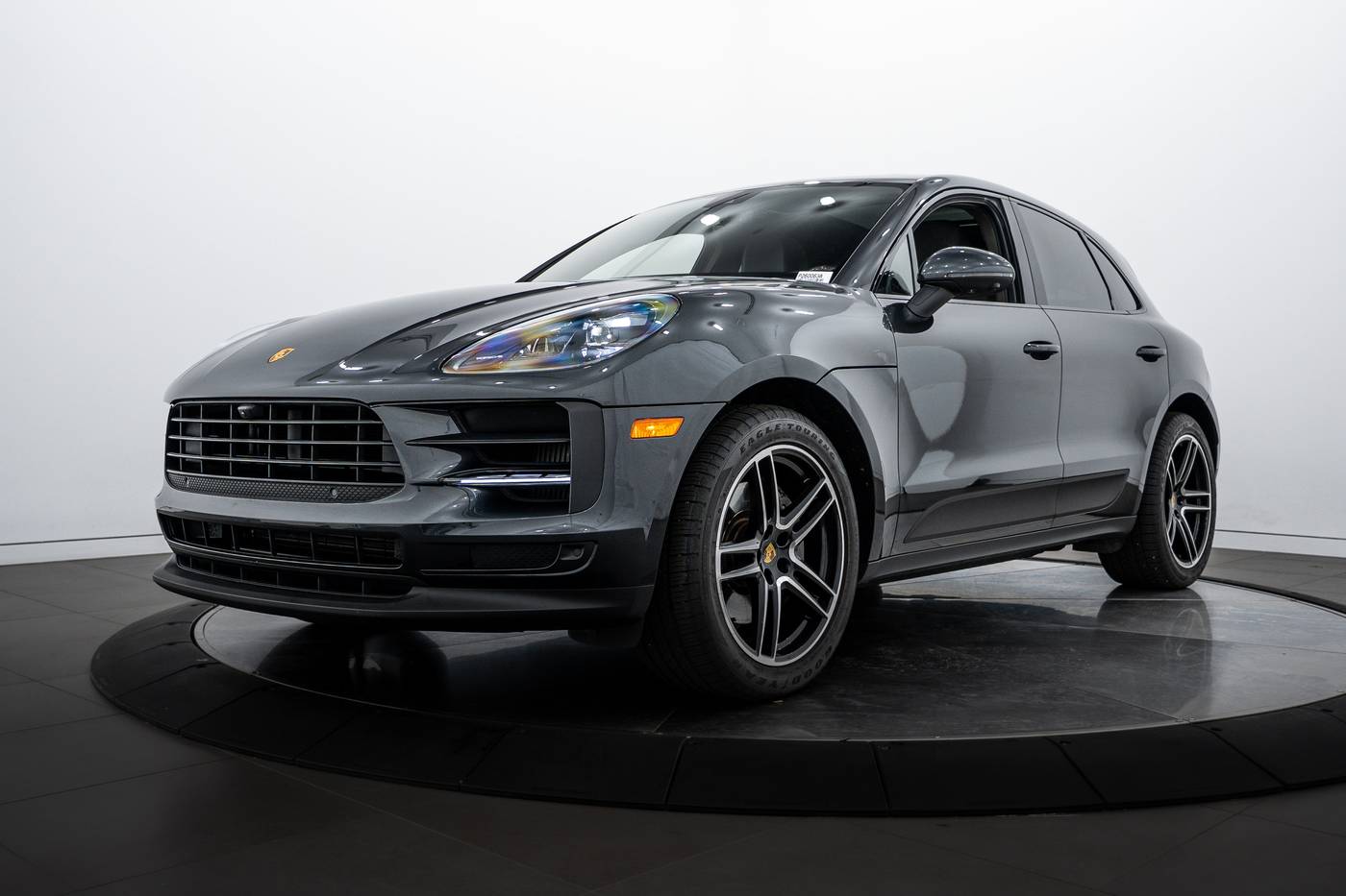 2021 Porsche Macan S — SUV — 22,378 mi — Highland Park, IL