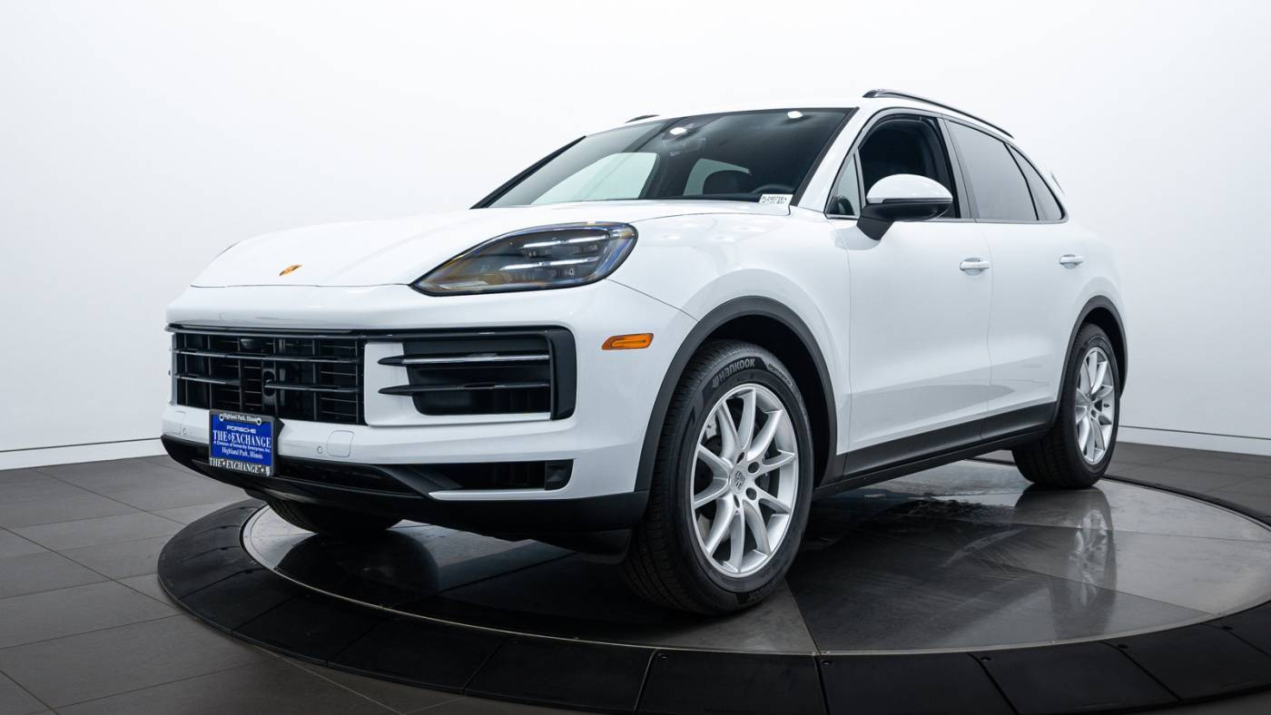 2024 Porsche Cayenne Standard — SUV — 4,506 mi — Highland Park, IL