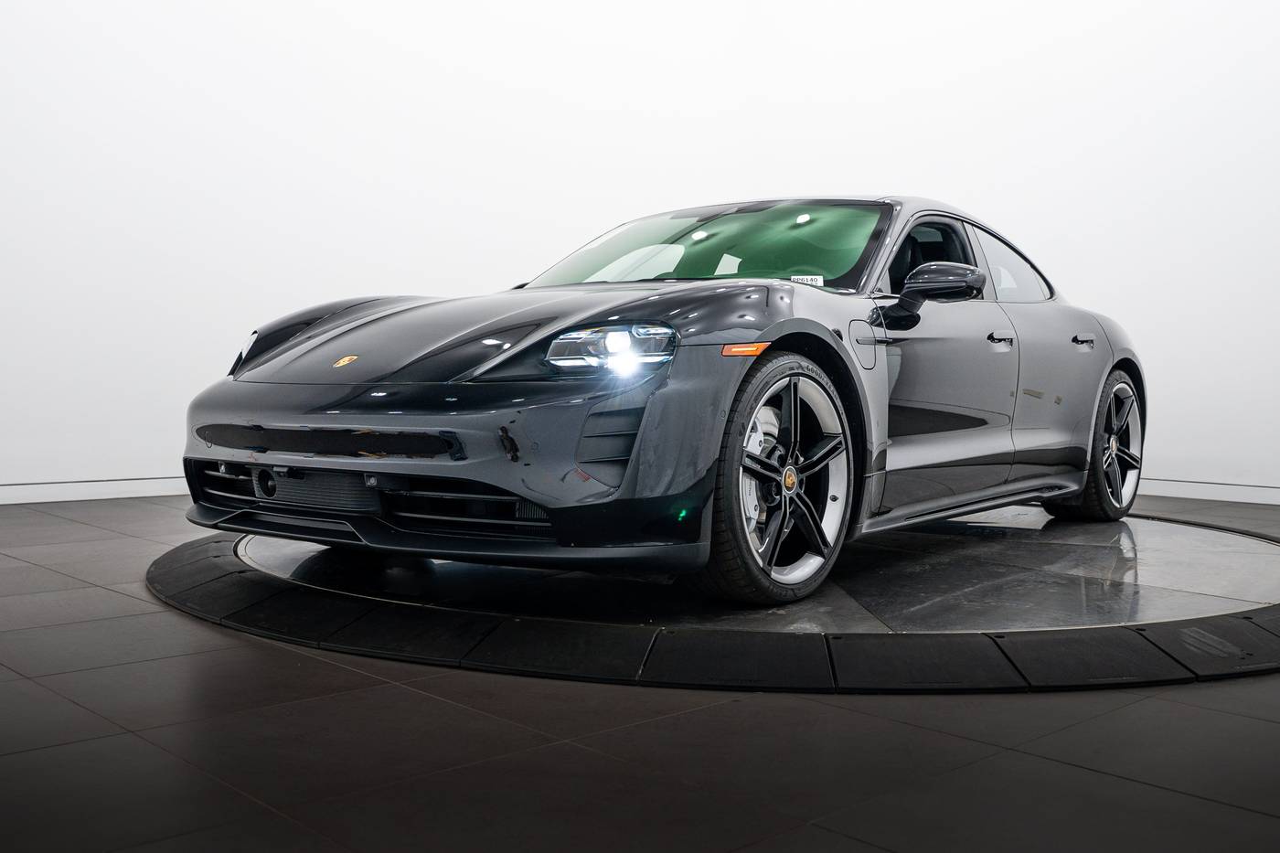 2024 Porsche Taycan GTS