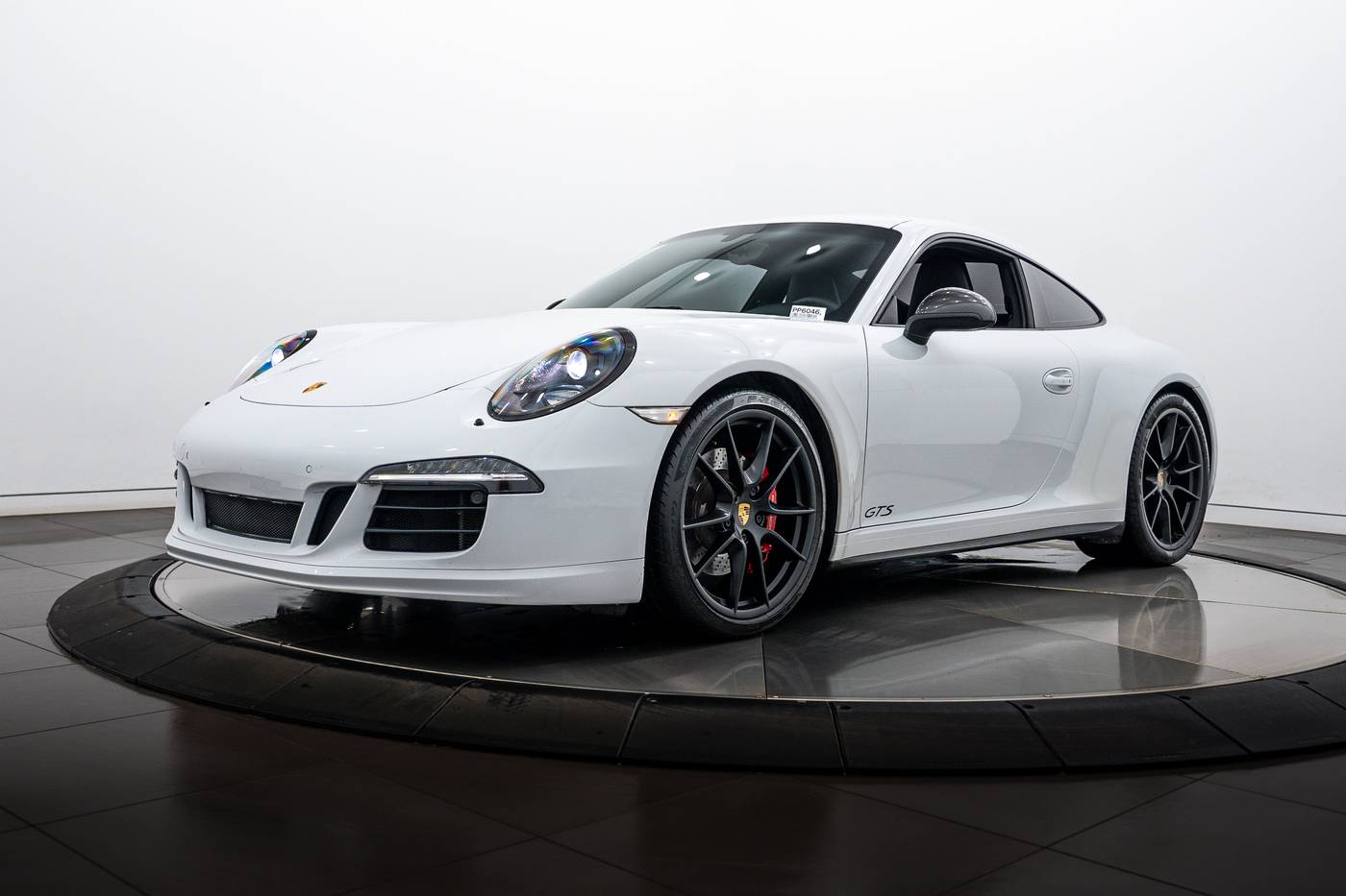 2015 Porsche 911 Carrera GTS