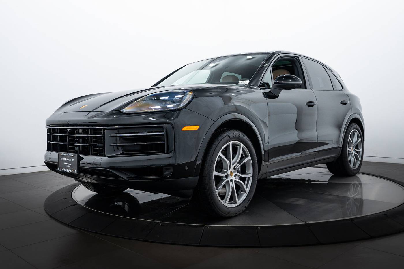 2024 Porsche Cayenne Standard — SUV — 4,998 mi — Highland Park, IL