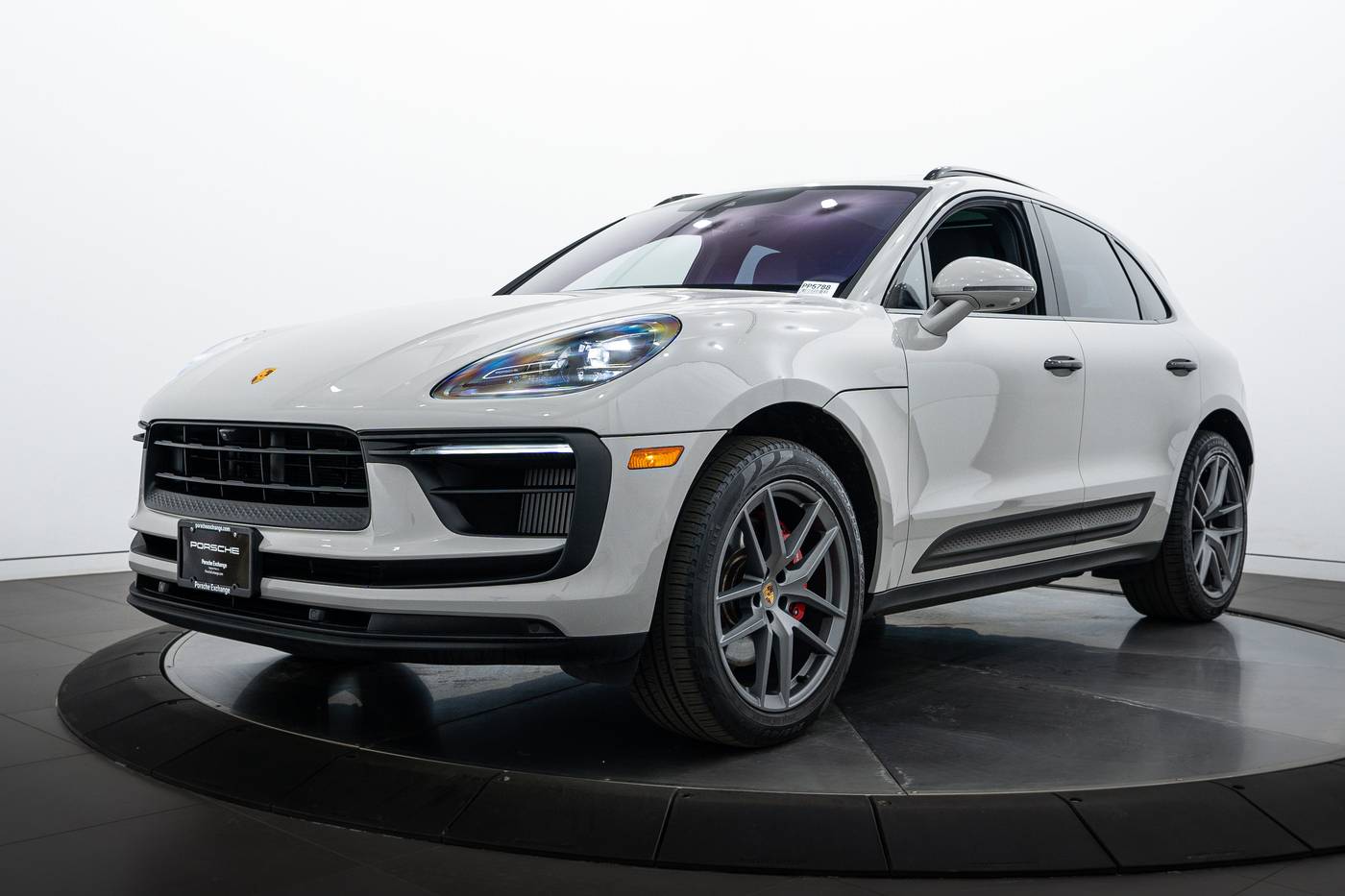 2022 Porsche Macan S — SUV — 15,065 mi — Highland Park, IL