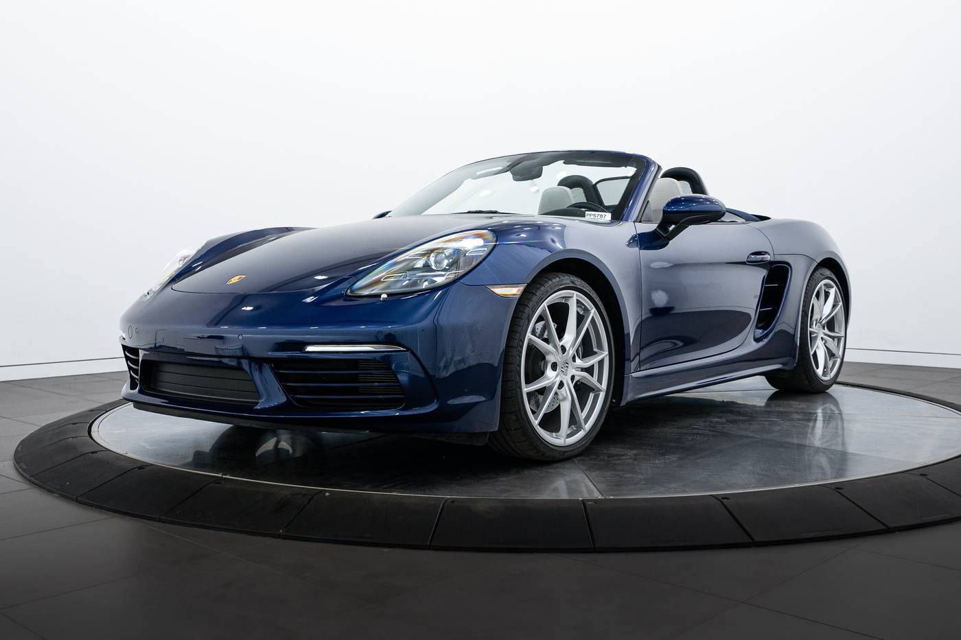 2023 Porsche 718 Boxster Standard — Convertible — 14,970 mi — Highland Park, IL