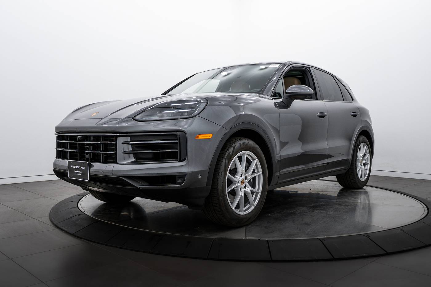 2025 Porsche Cayenne Cayenne — SUV — 4,598 mi — Highland Park, IL