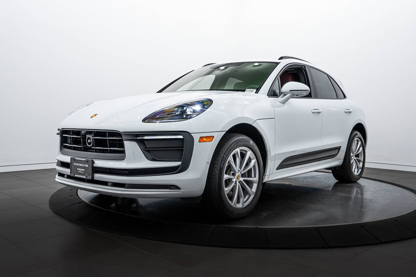 2022 Porsche Macan Standard — SUV — 14,079 mi — Highland Park, IL