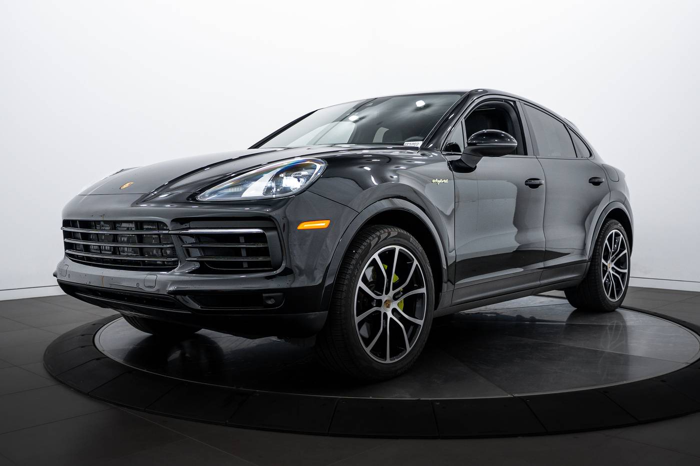 2022 Porsche Cayenne E-Hybrid — SUV — 31,476 mi — Highland Park, IL