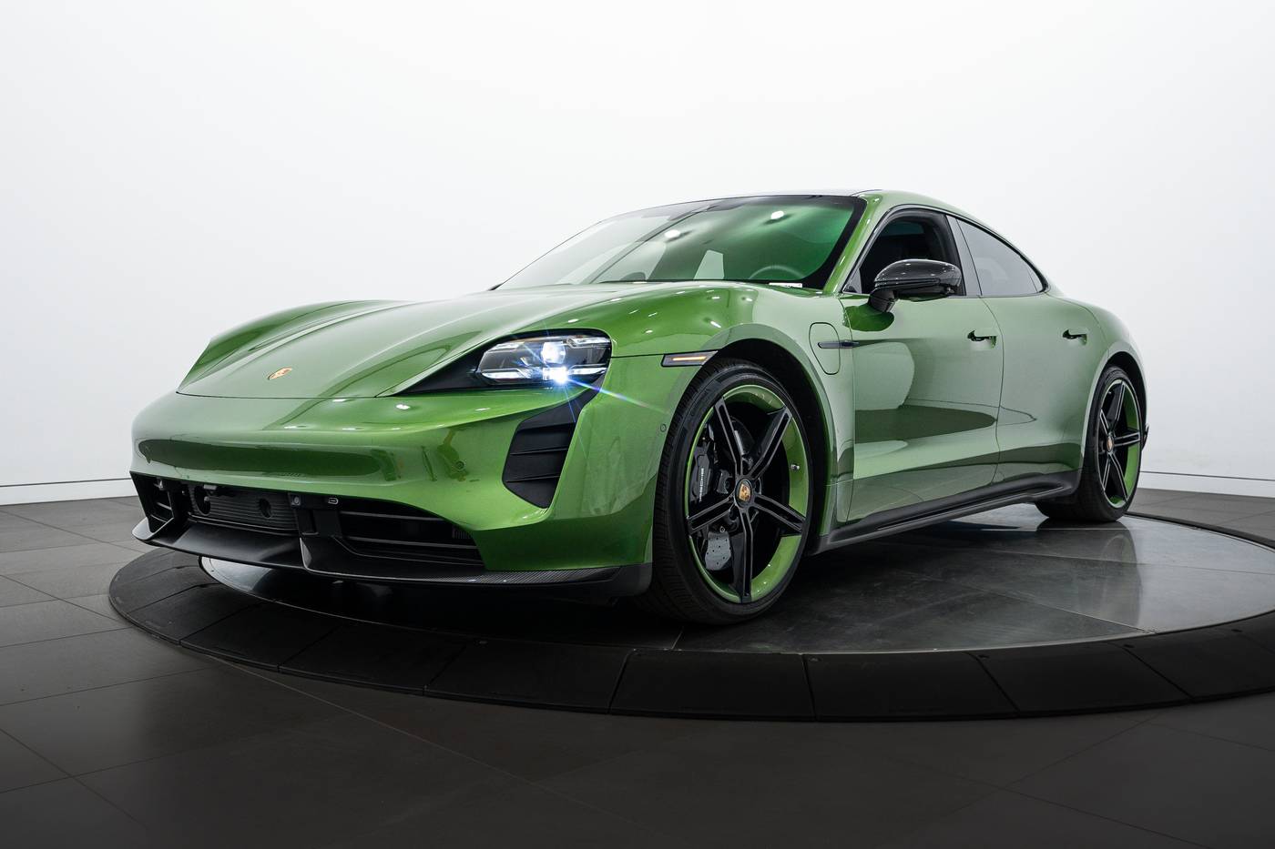 2020 Porsche Taycan Turbo S — Sedan — 12,203 mi — Highland Park, IL