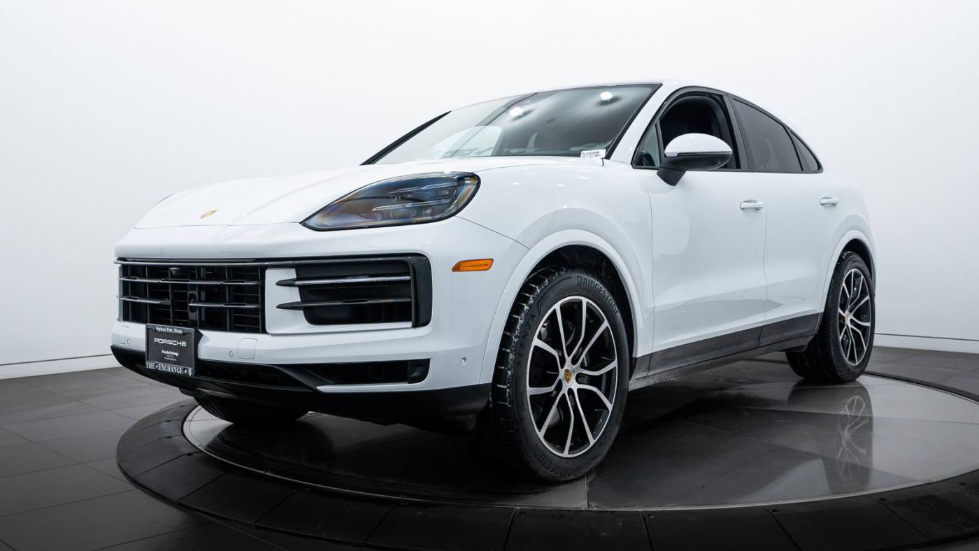 2024 Porsche Cayenne Standard — SUV — 4,398 mi — Highland Park, IL