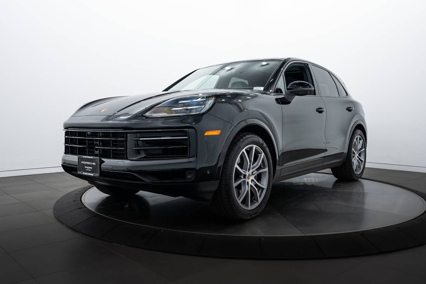 2025 Porsche Cayenne Cayenne — SUV — 3,176 mi — Highland Park, IL