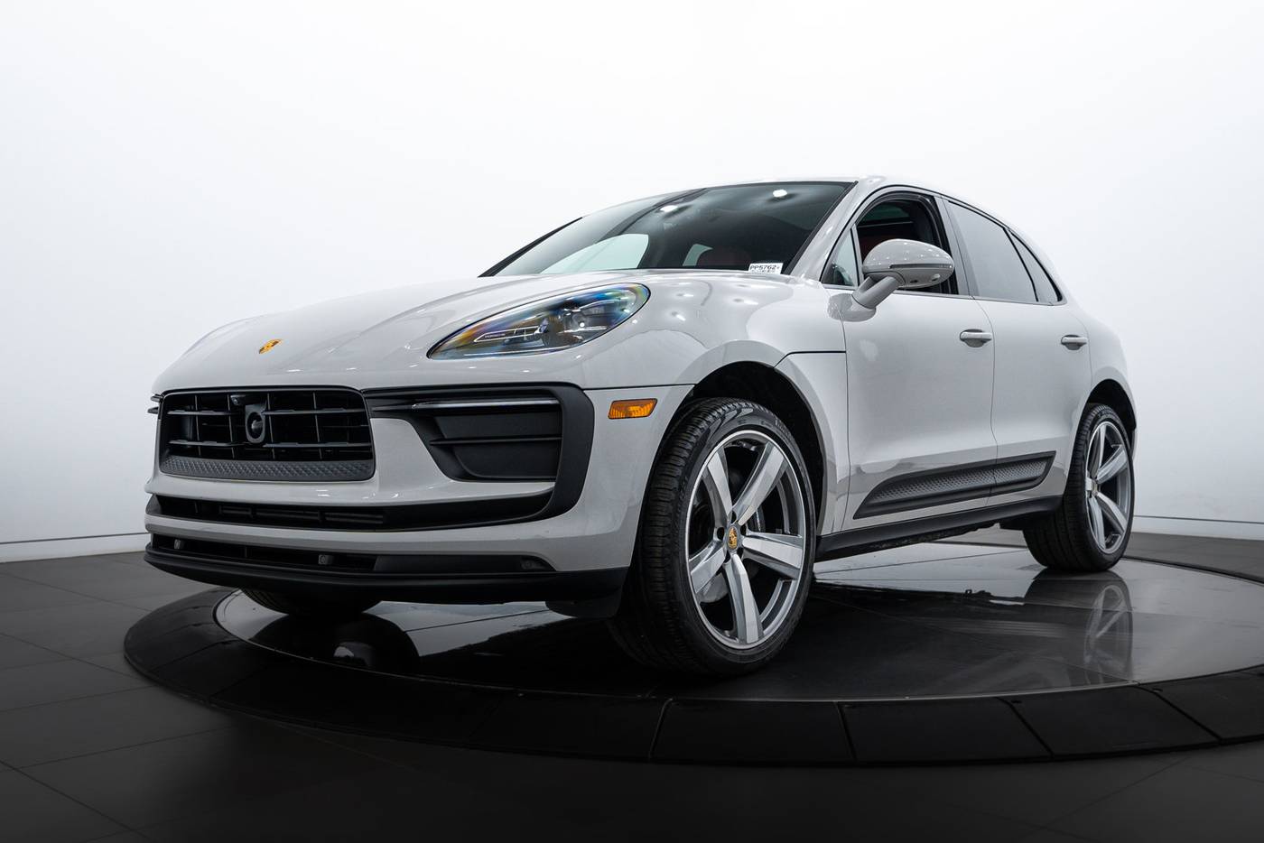 2023 Porsche Macan Standard — SUV — 15,365 mi — Highland Park, IL