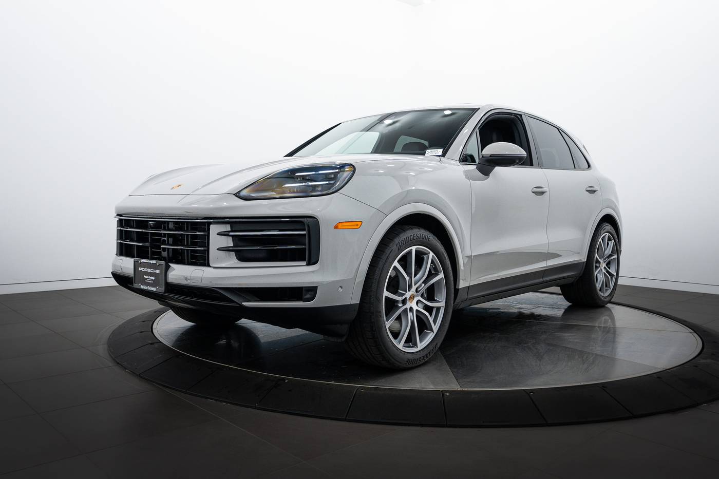 2025 Porsche Cayenne Cayenne — SUV — 4,516 mi — Highland Park, IL