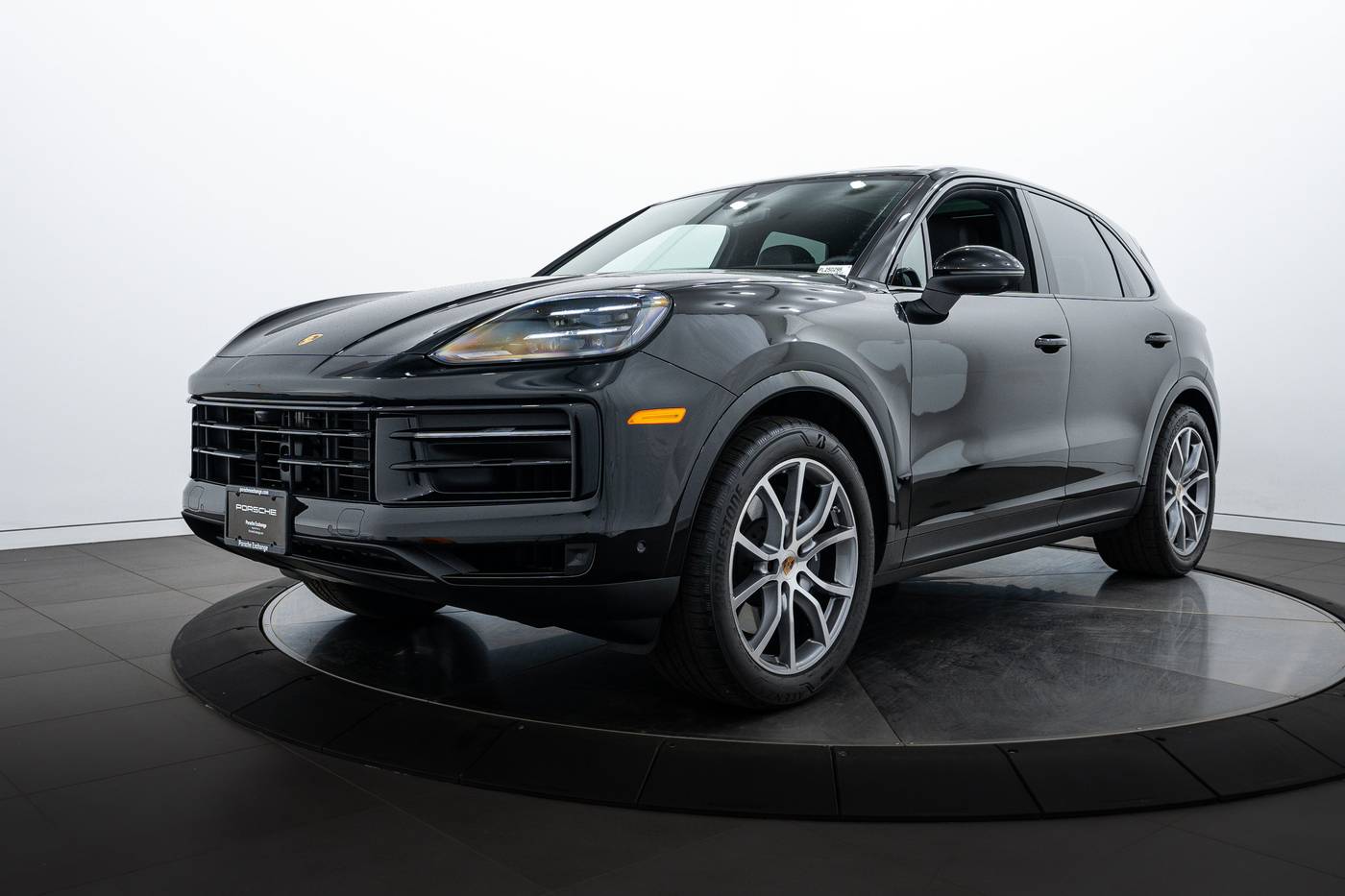 2025 Porsche Cayenne Cayenne — SUV — 3,477 mi — Highland Park, IL