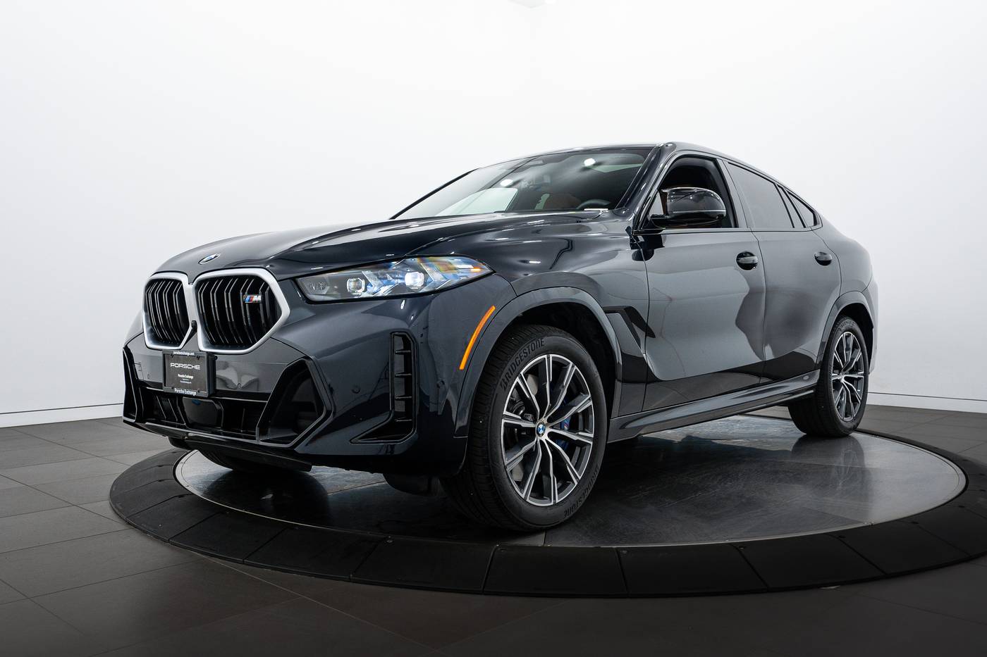 2025 BMW X6 M60i — SUV — 3,841 mi — Highland Park, IL