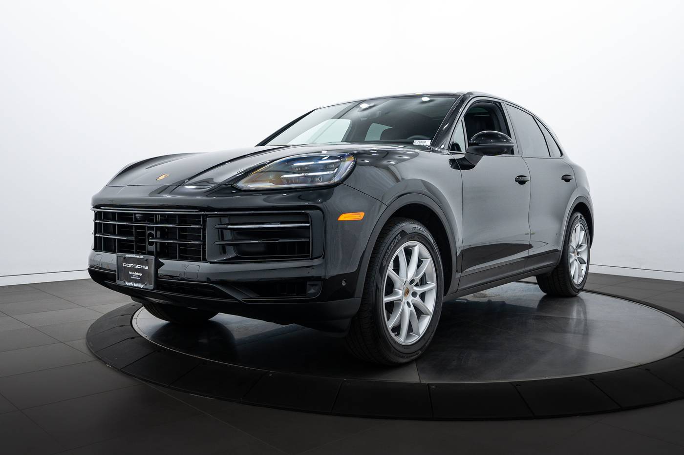 2025 Porsche Cayenne Cayenne — SUV — 3,861 mi — Highland Park, IL