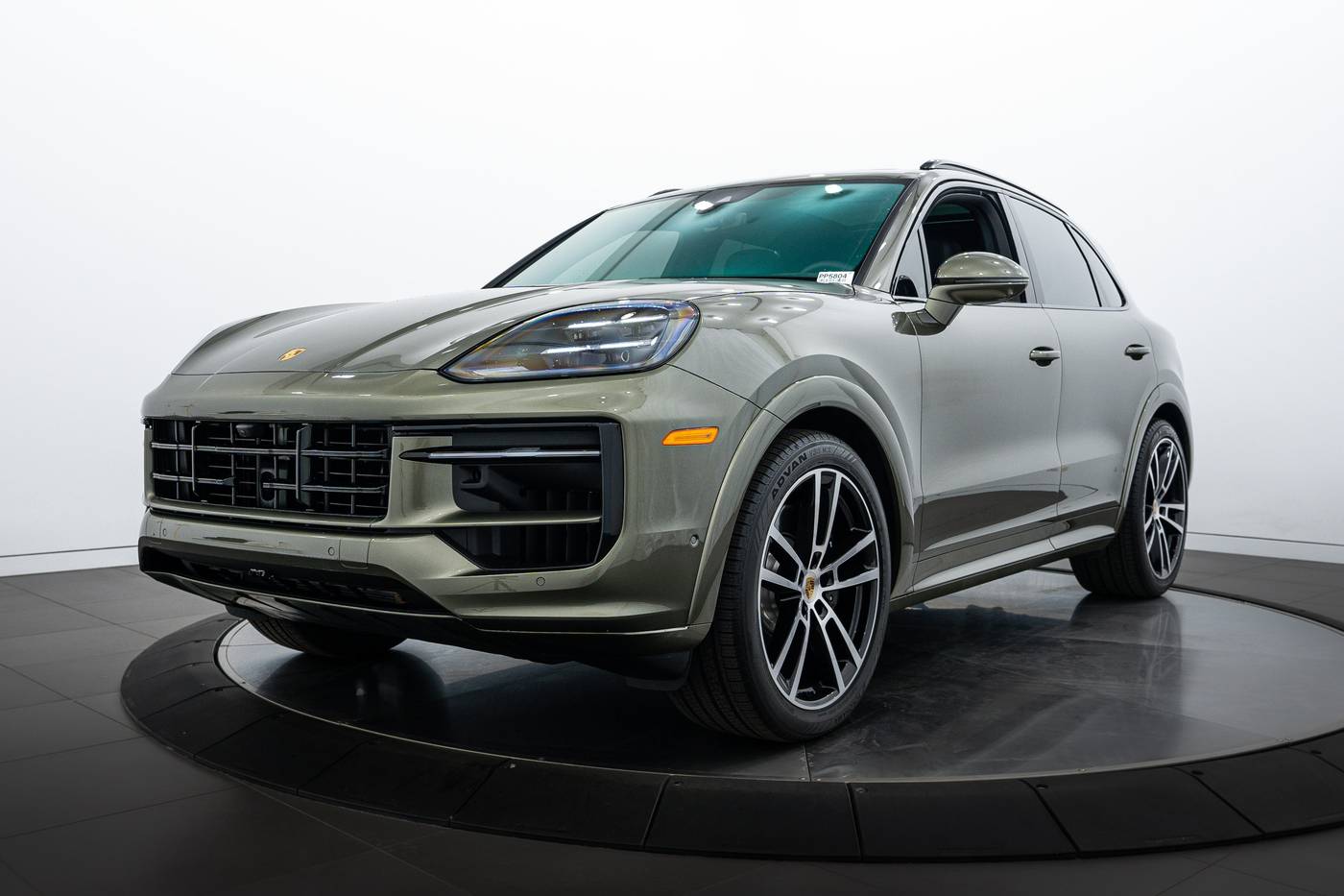 2024 Porsche Cayenne S — SUV — 4,380 mi — Highland Park, IL