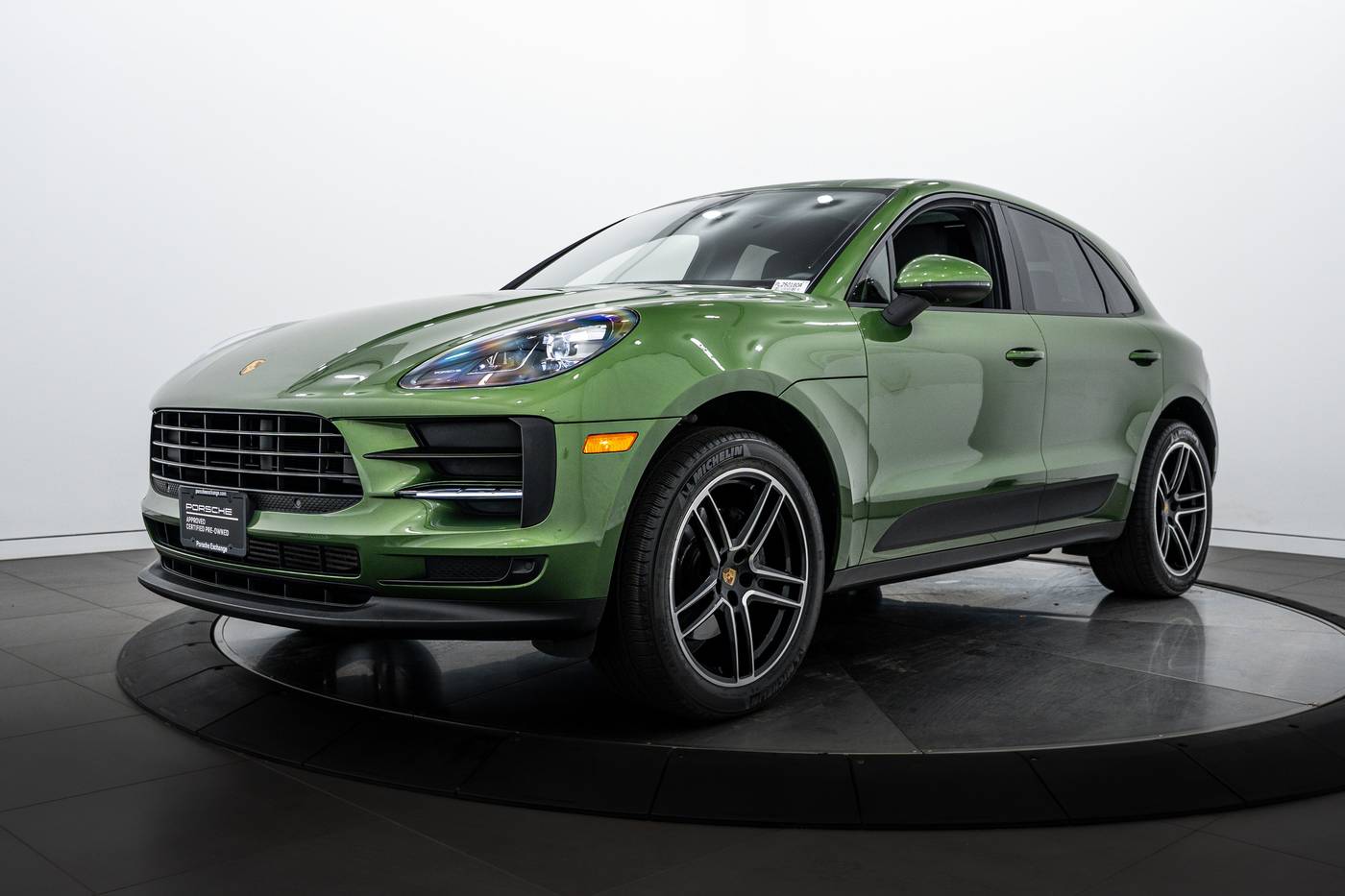 2020 Porsche Macan Standard — SUV — 33,545 mi — Highland Park, IL