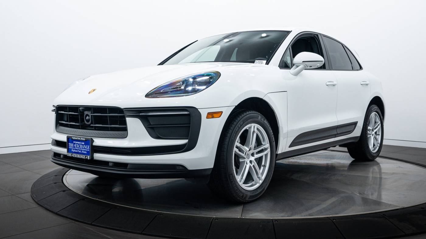 2024 Porsche Macan Standard — SUV — 4,523 mi — Highland Park, IL