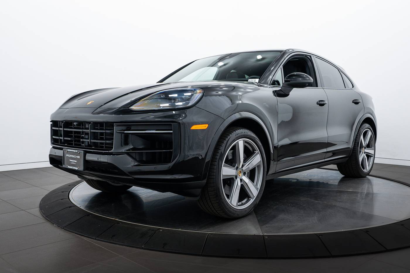 2024 Porsche Cayenne Standard — SUV — 5,045 mi — Highland Park, IL