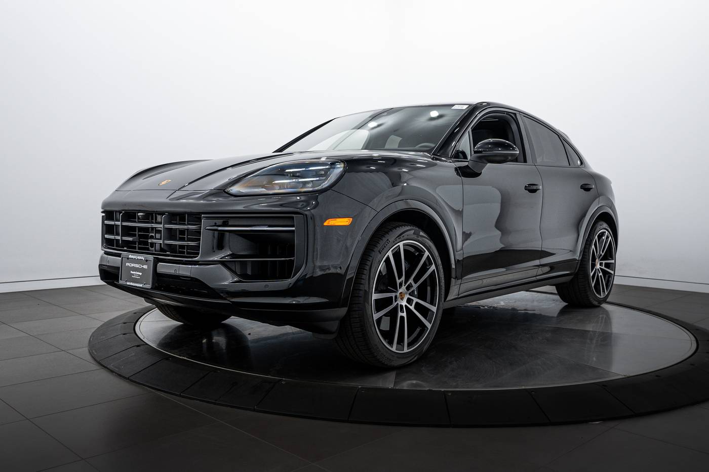 2025 Porsche Cayenne Standard — SUV — 3,335 mi — Highland Park, IL