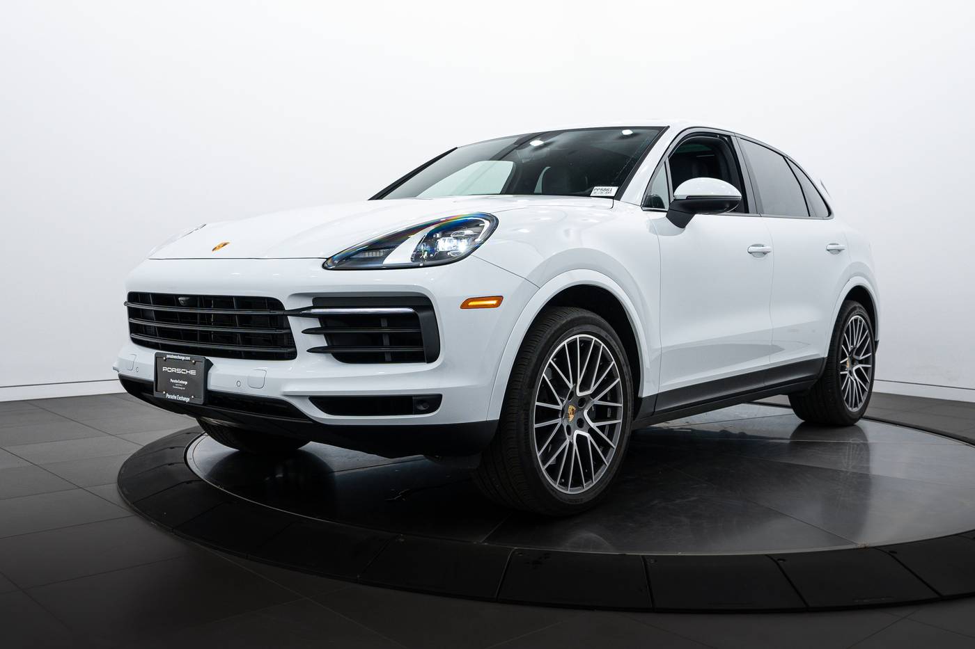 2022 Porsche Cayenne Standard — SUV — 22,426 mi — Highland Park, IL