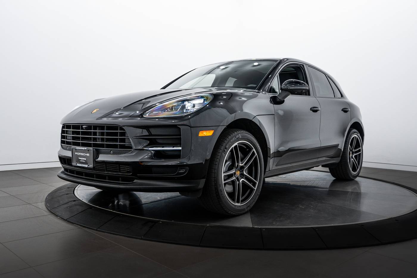 2021 Porsche Macan Standard — SUV — 44,834 mi — Highland Park, IL