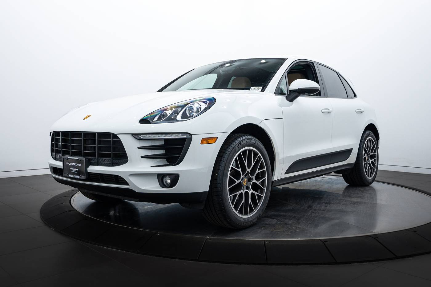 2018 Porsche Macan Sport Edition — SUV — 22,557 mi — Highland Park, IL
