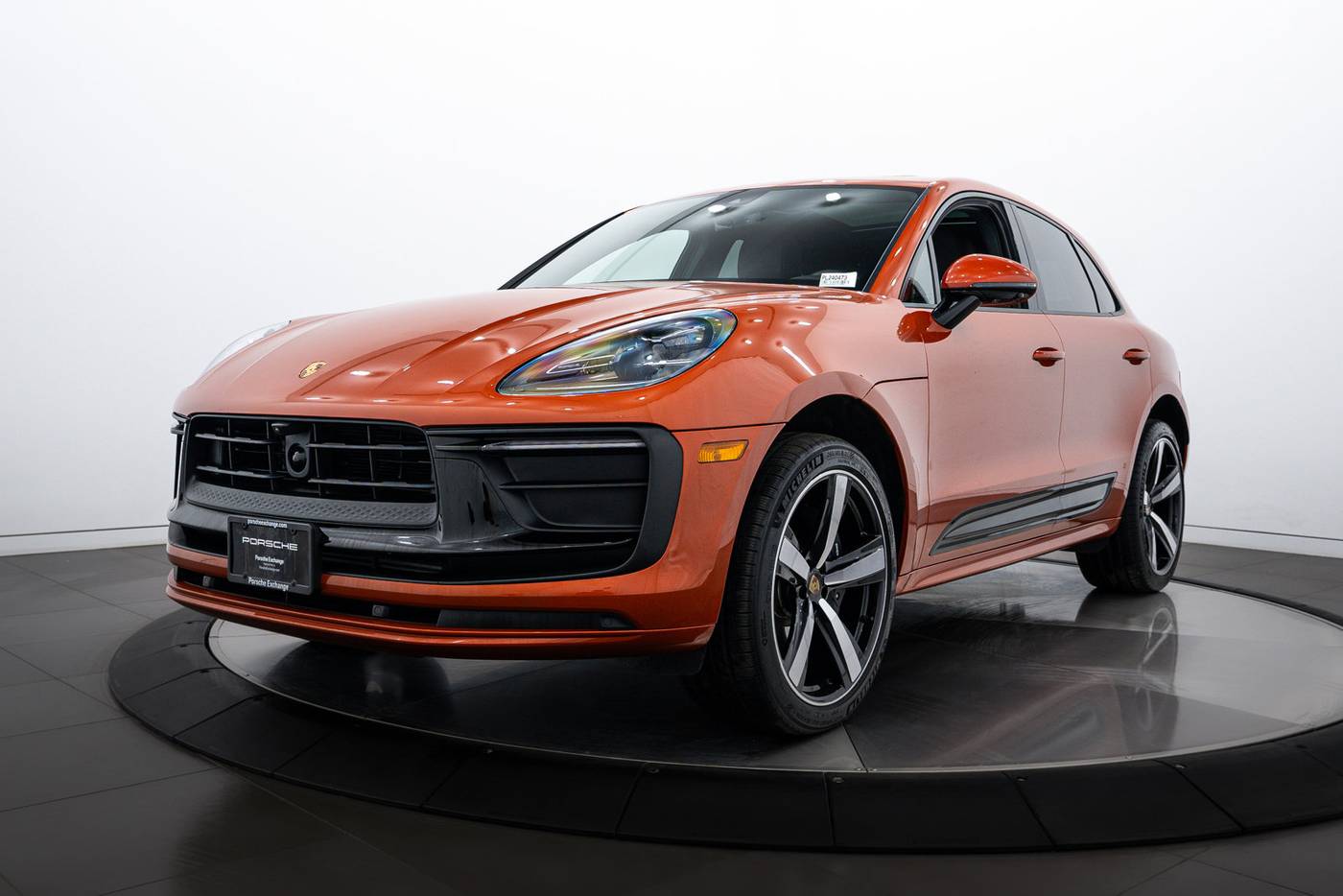 2024 Porsche Macan Standard — SUV — 4,842 mi — Highland Park, IL