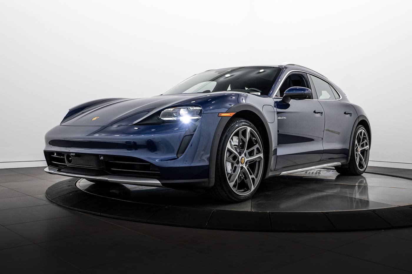 2024 Porsche Taycan 4S