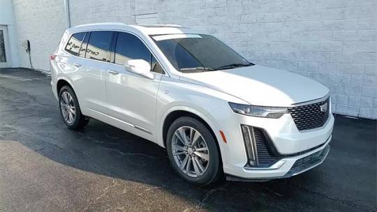 2022 Cadillac XT6 Premium Luxury — SUV — 27,400 mi — Hodgkins, IL