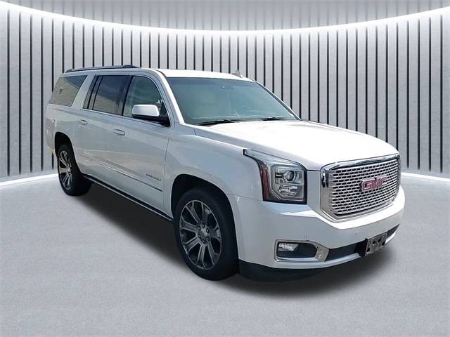 2017 GMC Yukon Denali — SUV — 140,403 mi — Hodgkins, IL