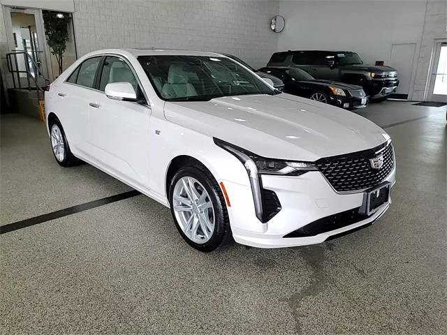 2022 Cadillac CT4 Luxury — Sedan — 11,230 mi — Hodgkins, IL
