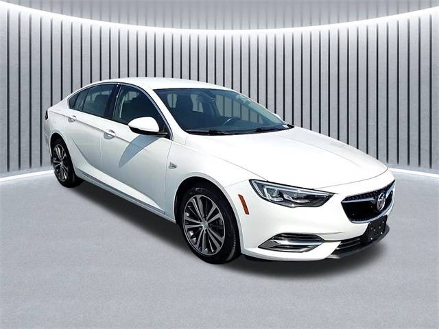 2018 Buick Regal Sportback Preferred — Hatchback — 57,820 mi — Hodgkins, IL