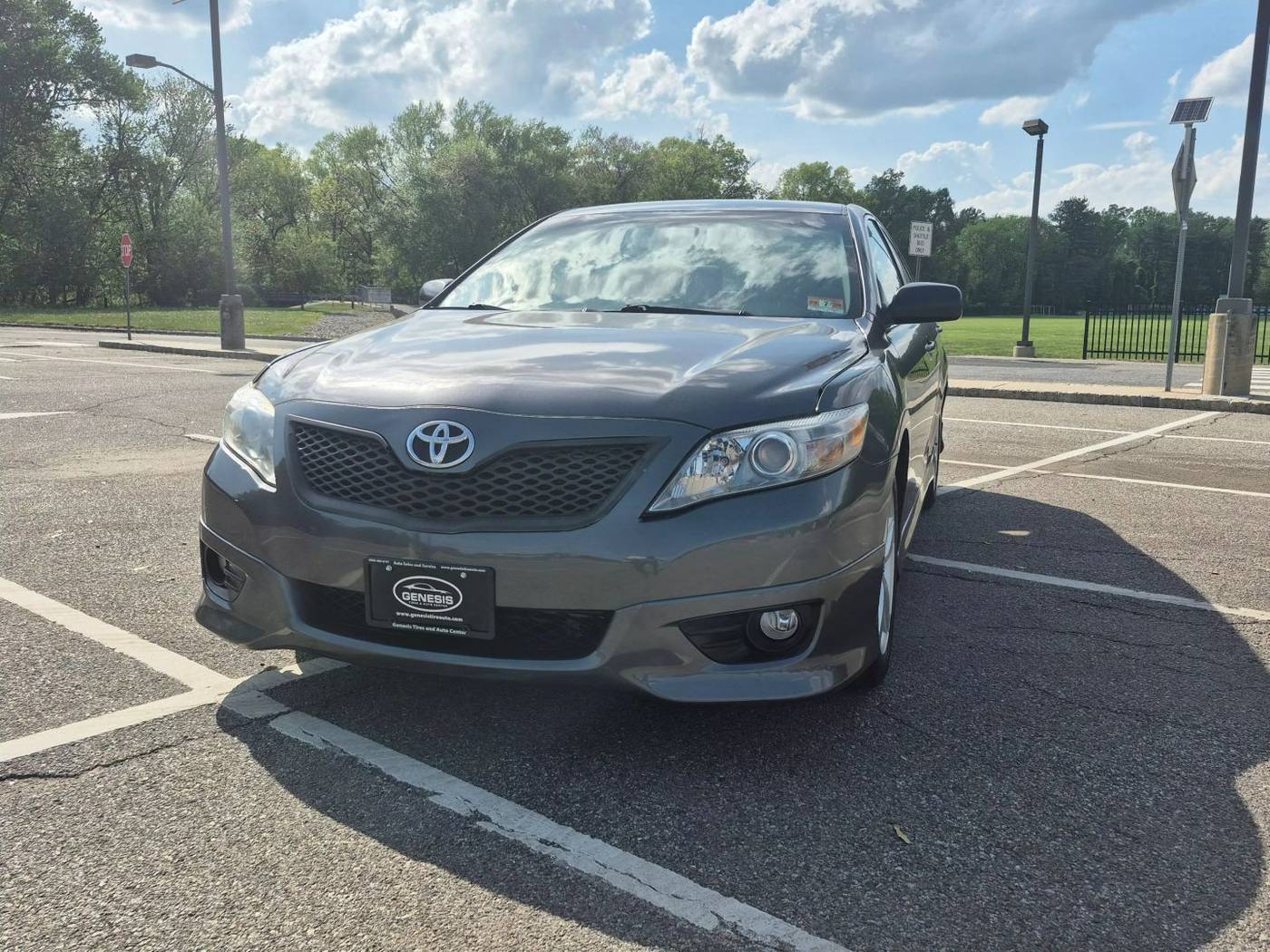 2011 Toyota Camry SE — Sedan — 139,300 mi — Elizabeth, NJ